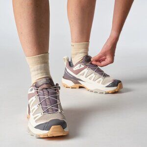 Salomon X ULTRA 360 EDGE Hiking Sneakers Womens